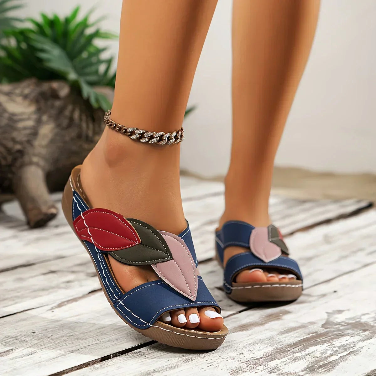 Serena Valmontclair | Colorblock Leaf Appliqué Slip-On Wedge Sandals