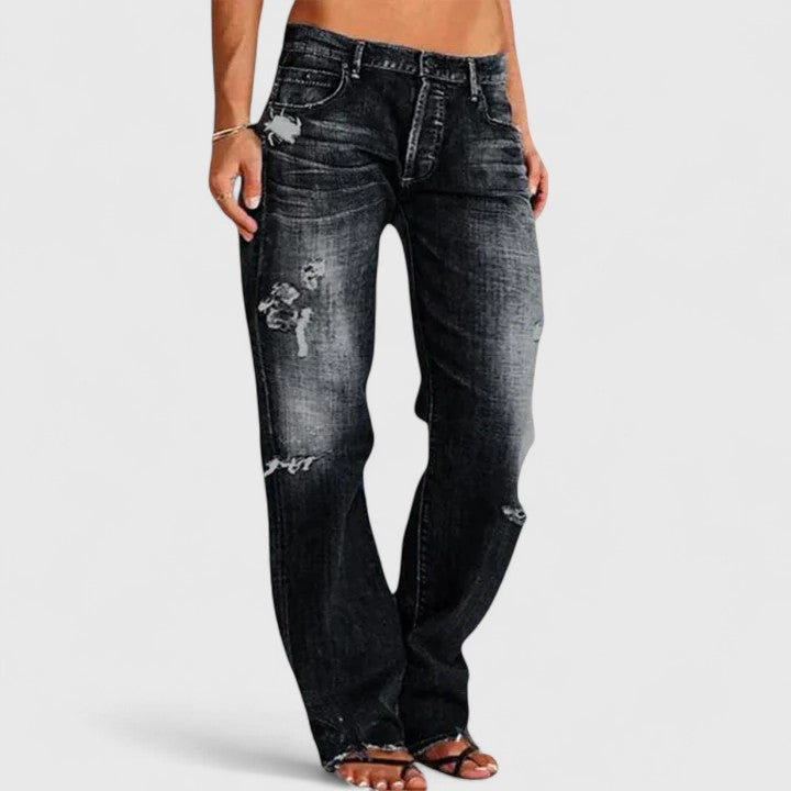 Auriane Leclercq | Low Rise Distressed Straight Leg Jeans in Light Blue