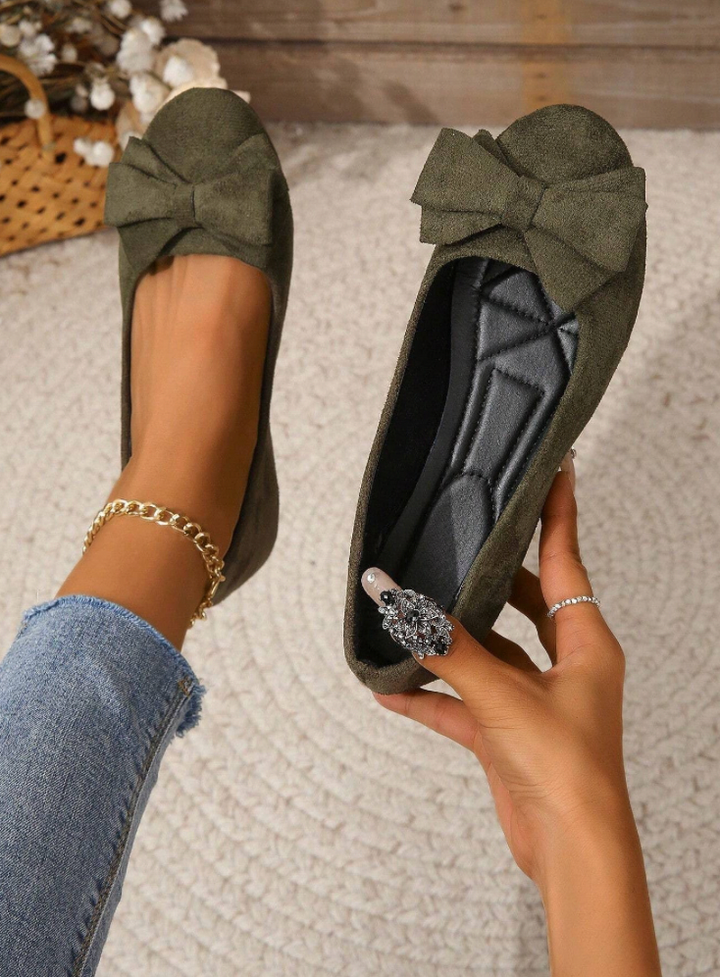 Ottoline Beauregard | Olive Green Bow Ballet Flats