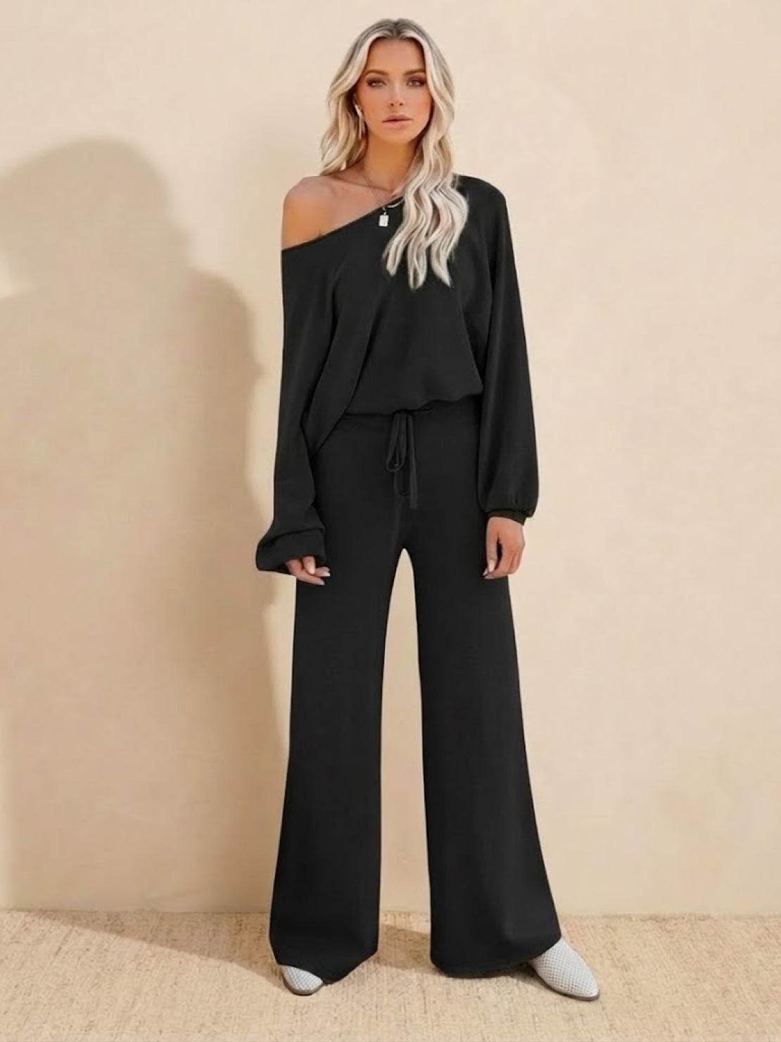 Elaine Vauclair | Cropped Sweatshirt & Wide-Leg Pants Lounge Set in Camel