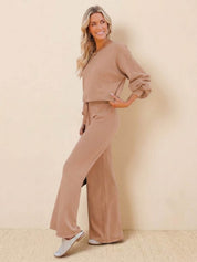 Elaine Vauclair | Cropped Sweatshirt & Wide-Leg Pants Lounge Set in Camel