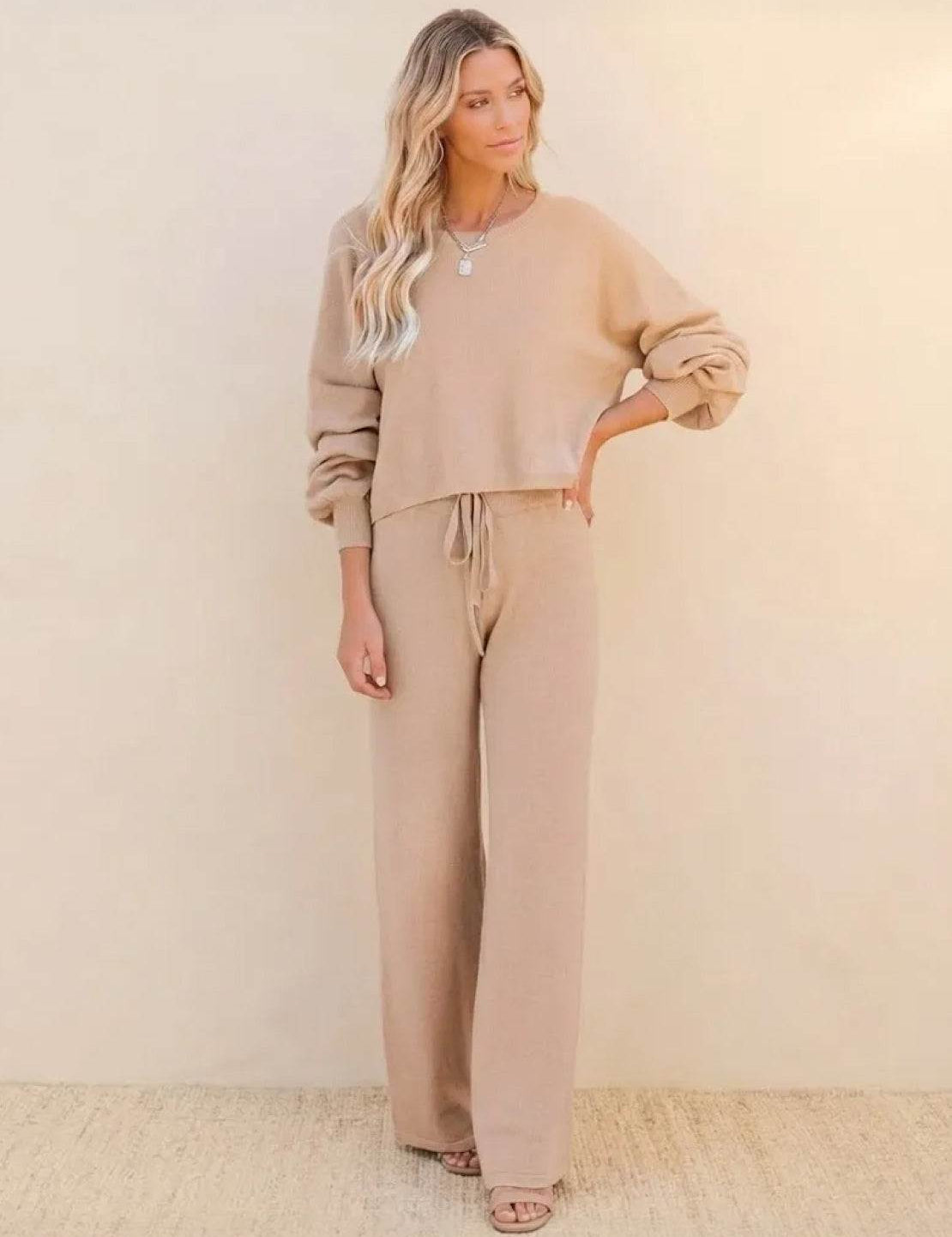 Round_Neck_Loose_Fit_Cozy_Two-Piece_Set_7d1ade34-0706-4d3e-9276-8d2e6dc843f7.jpg