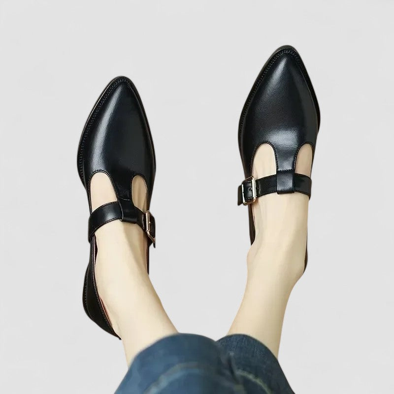 Clementine Ravenswood | Cream Patent Mary Jane Block Heel Shoes