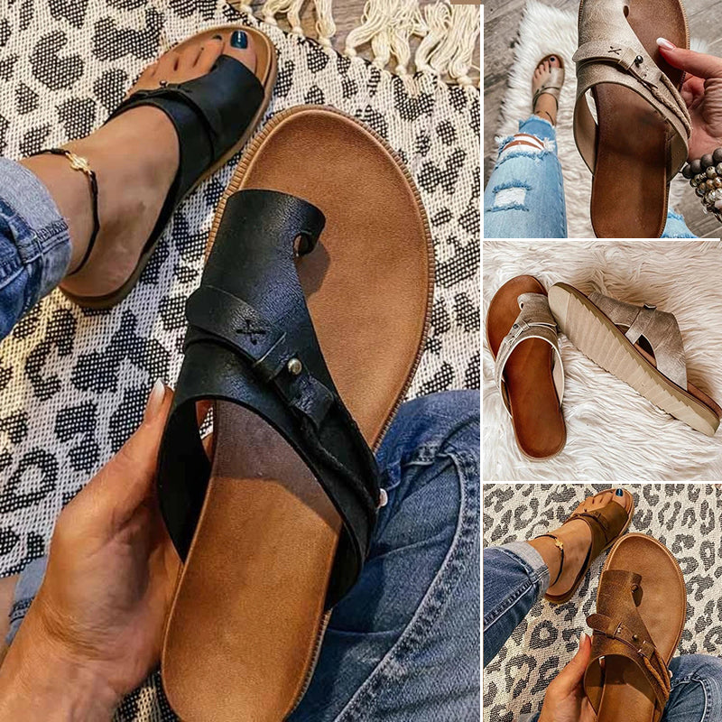 Corinna Blackthorn | Flat Toe Ring Sandals in Black Boho Slide