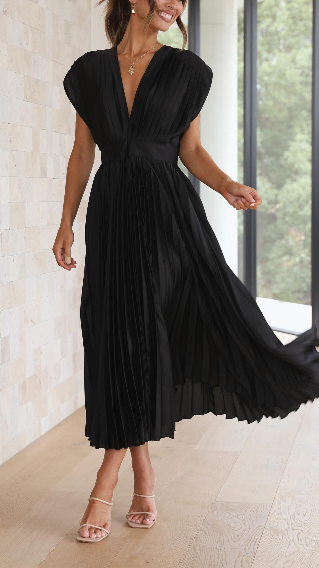 Serinda Vauclaire | Rose Pleated V-Neck Midi Dress