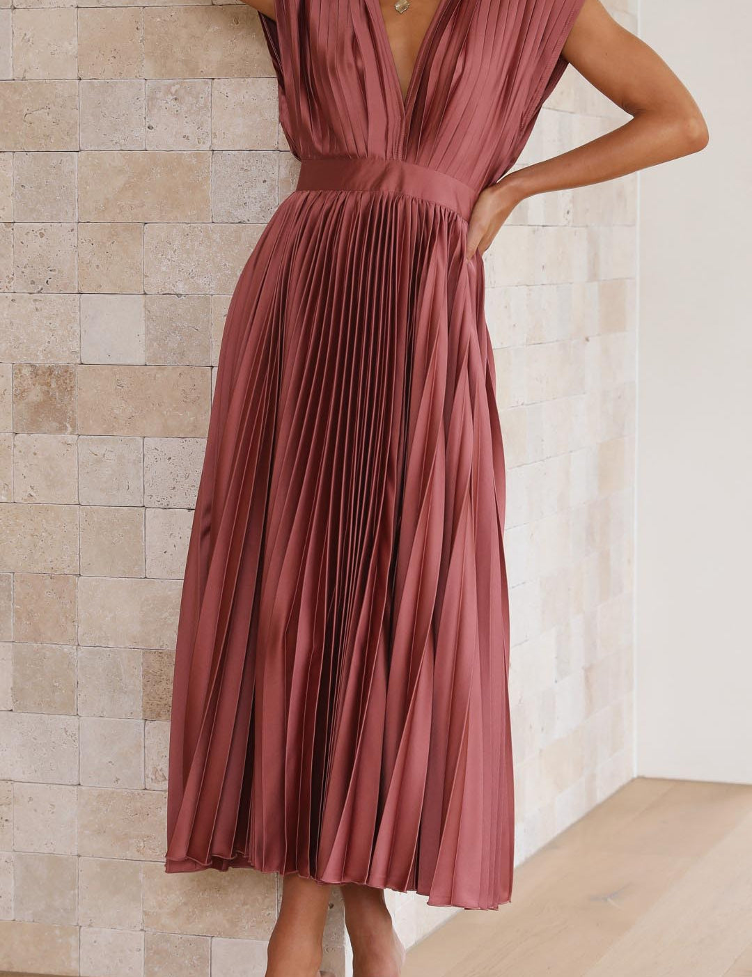 TH01422-Rose-Red_4_3e6cdf87-3740-4fc8-b319-686286fe19fe.jpg