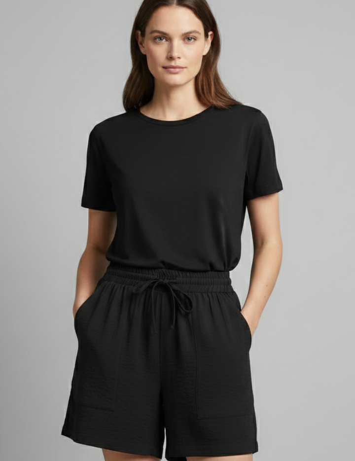 Women_sShortswithDrawstringWaistandSidePockets_2_f45362a5-ad2e-436c-ab5a-77a2adcf3ca5.png