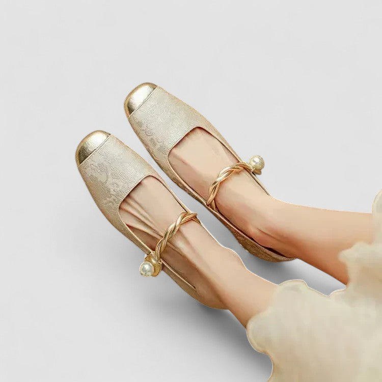 Eleonora Bianchi | Green Orthopedic Mary Jane Heels