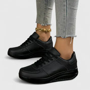 Gwendoline Favreau | White Platform Lace-Up Sneakers