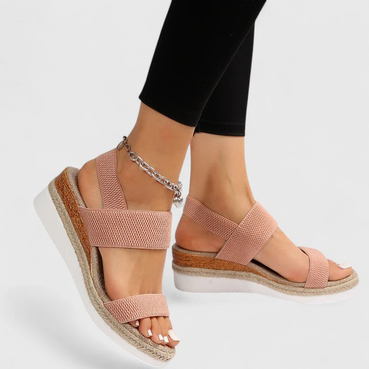 w8tlSandali-da-donna-di-moda-2023-nuova-estate-Casual-sandali-Open-Toe-Outdoor-Plus-Size-scarpe_2_720x-Photoroom_ac9ab2f2-46cd-43fb-b4cc-2922b1ca28ec.jpg